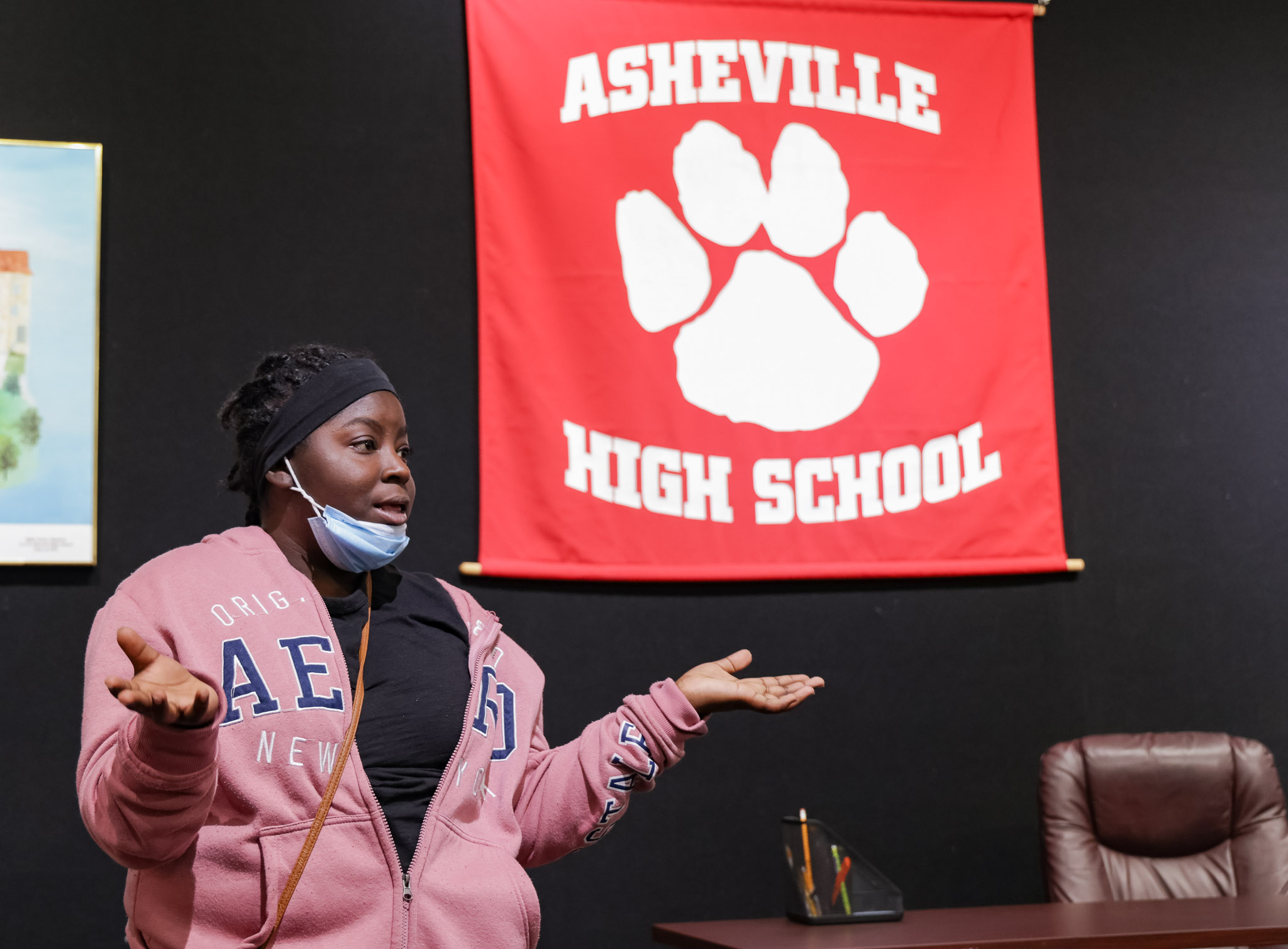 An Asheville High School student speaks about her expereinces with programing supported by the Community School Strategy. 