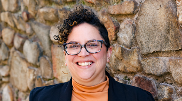 Dr. Sarah Nuñez